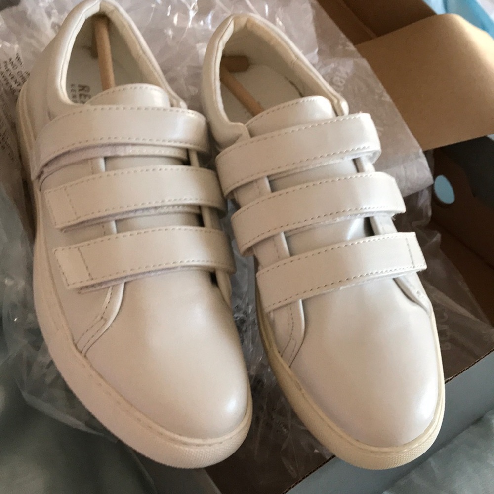 Reaction Kenneth Cole sneakers Sz 7M NEW $79!